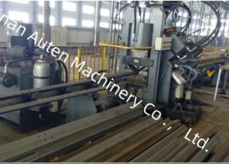 Машины для шлифования инструментов с помощью CNC