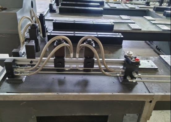 PZ4040/2 Тип Gantry Mobile CNC Drilling Machine Материал перекрытия толщина максимум 100 мм