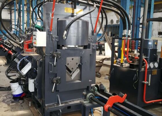 Модель JNC2020 Cnc Угловая пробивающая линейка производства 32x7x3m Общие размеры