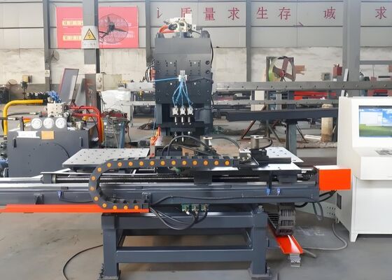 Используется для промышленности стальной башни Cnc Плита пробивающей машины 4 станций Степной станции Cnc пробивающей машины