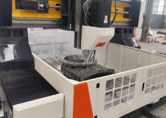 6500x4000x2700 мм Общий размер CNC фланцевая буровая фрезерная машина 28 мм T-слот ширина рабочая скамейка