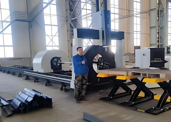 Линия станка для лазерной резки труб с ЧПУ по оси X 300 мм, длина по индивидуальному заказу ≤30 мм